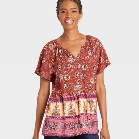 Beautiful rust pink and ivory boho top size Medium NWT - Picture 1 of 5